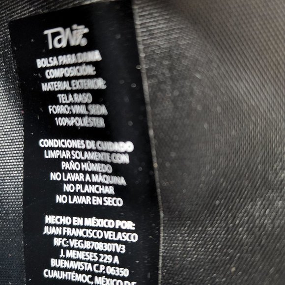 Tawi NWOT colorful girl face graphic tri-fold wallet with snap closure - Picture 5 of 12